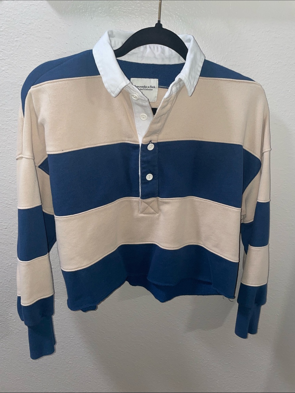 Abercrombie & Fitch Navy, Cream & Tan Striped Rugby Shirt